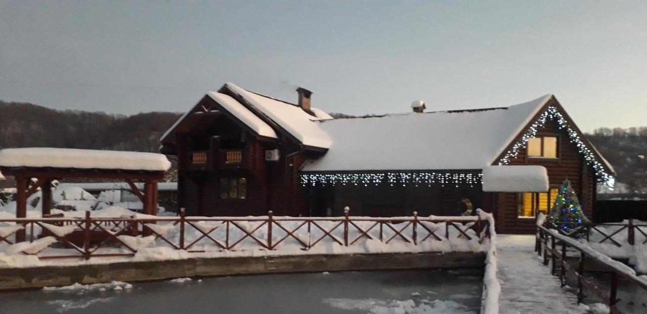 На Ставку Villa Vyzhnytsya Bagian luar foto